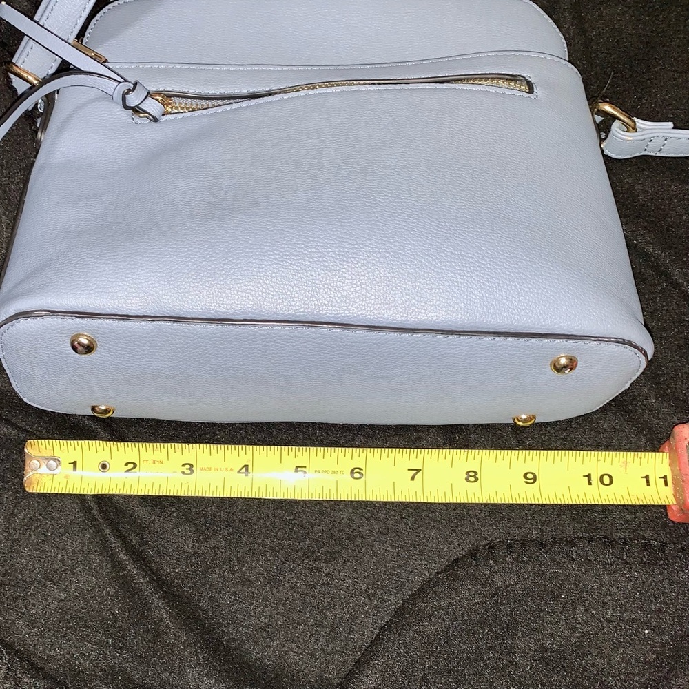 🆓Light Blue Crossbody Shoulder Purse – Gold Hardware – Brand New - Picture 6 of 8